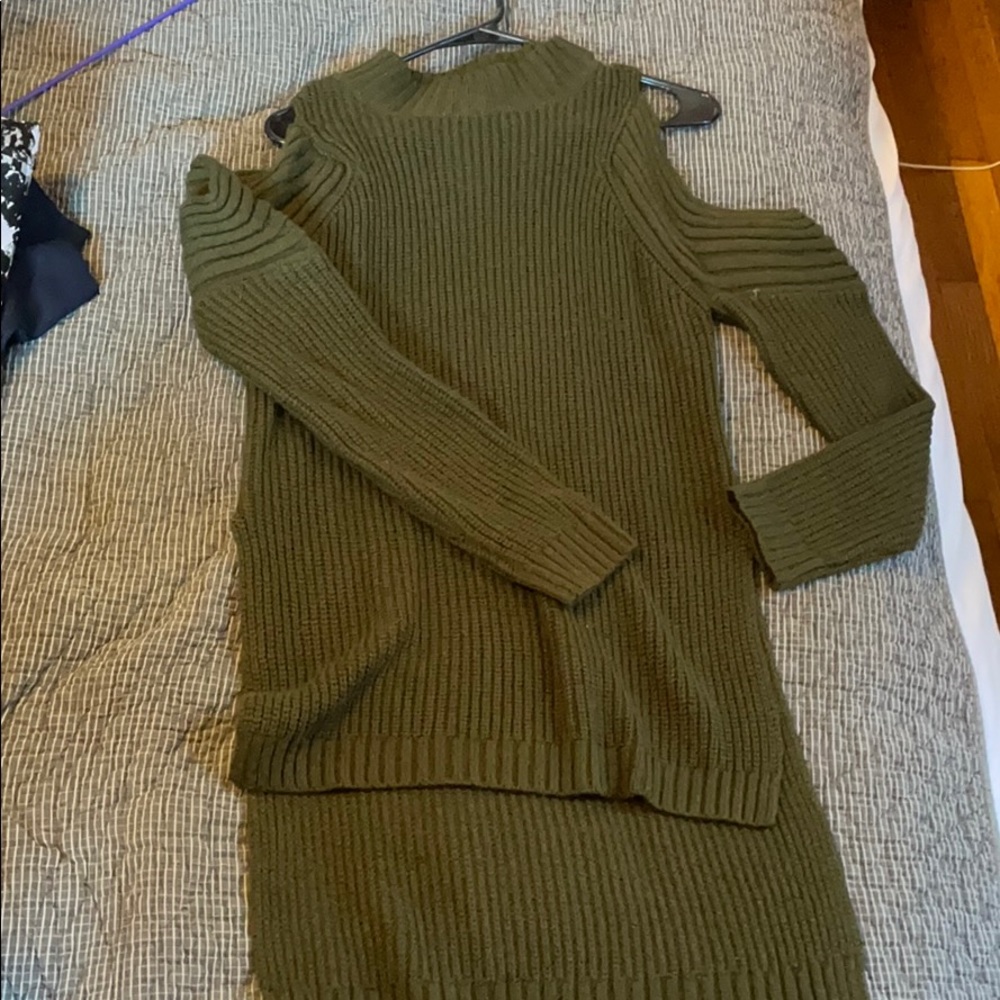 Flattering green sweater